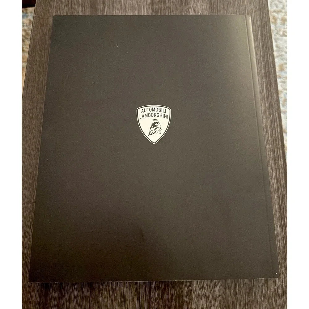 Lamborghini Magazine Issue 32